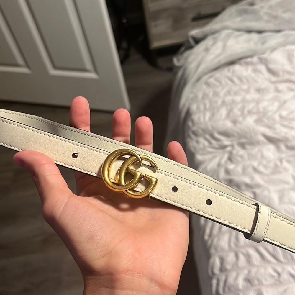 Off white small Gucci belt
